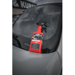 MOTUL KLAASIPUHASTUSVEDELIK 500ML/PIHUSTI (CARCARE)